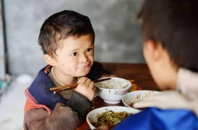 娱乐吃瓜大英子